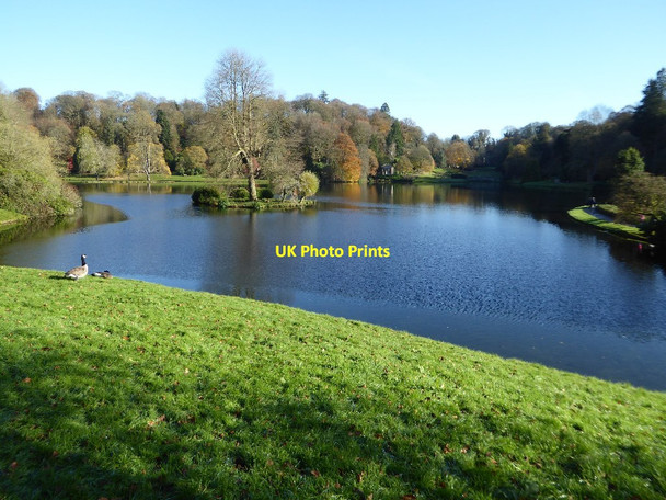 Photo 6"x4" Garden Lake, Stourhead Gardens Gasper c2017 P1