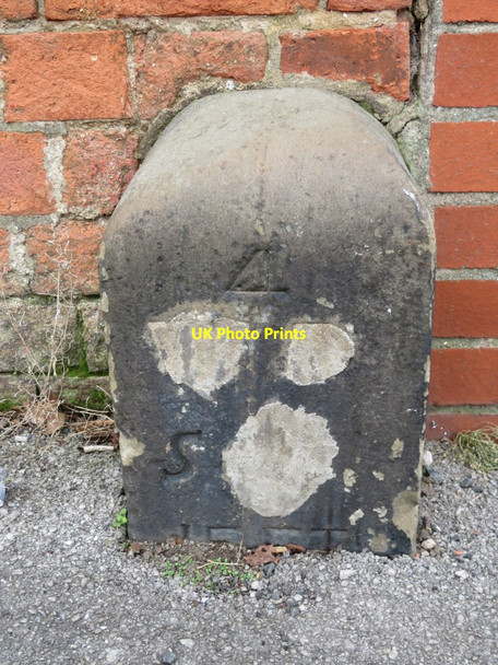 Photo 6"x4" War Department Boundary Stone #4 in Winterscale Street York\/SE5951 c2017