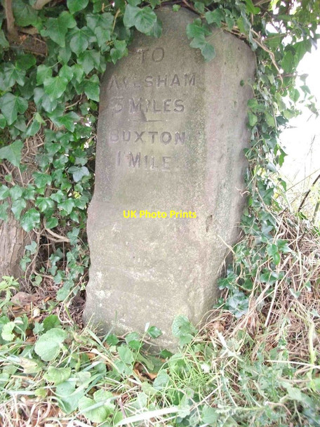 Photo 6"x4" Old Milestone by Aylsham Road, Brampton Brampton\/TG2224 c2017