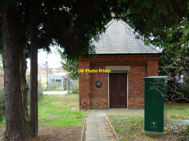Photo 6"x4" Pump house alongside the Cromford Canal Eastwood\/SK4646 c2017