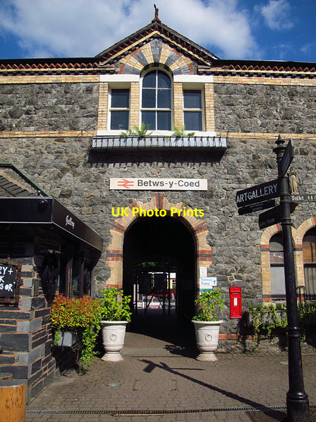 Photo 6"x4" Entrance to Betws-y-Coed station (detail) Betws-y-Coed c2017