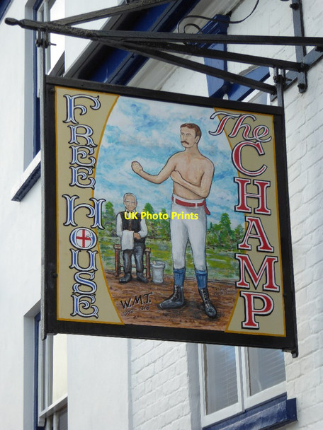 Photo 6"x4" The Champ inn sign Northam\/SS4429 c2017