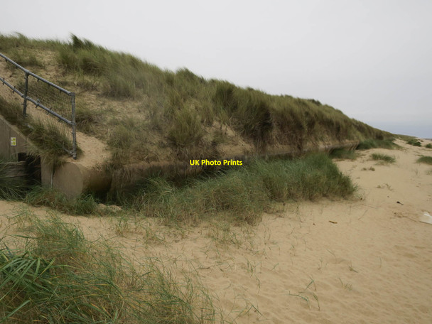Photo 6"x4" Sea wall by Bramble Hill beach access East Somerton c2017