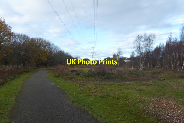 Photo 6"x4" Cycle path under powerlines Walton\/SE4447 c2017