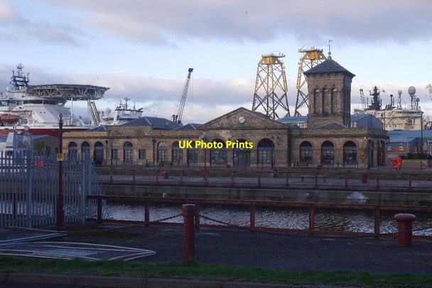 Photo 6"x4" Engine House, Leith Docks Leith\/NT2776 c2017
