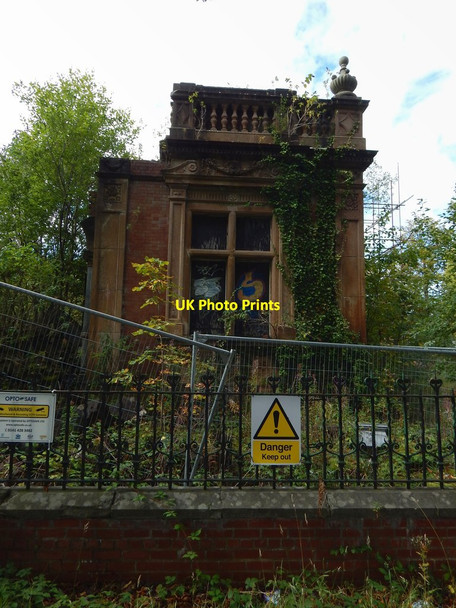 Photo 6"x4" Ruins of the Part Time School Paisley c2017