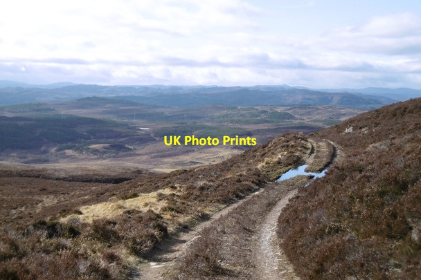 Photo 6"x4" Descent to Urchany Loch Ballach c2017