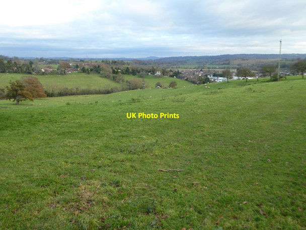 Photo 6"x4" Farmland above Burford Burford\/SO5868 c2017