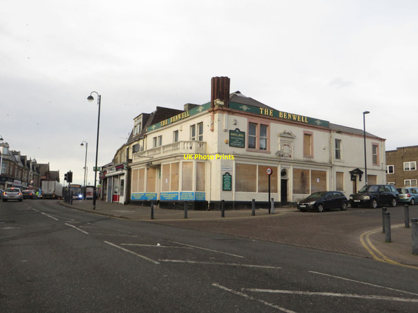 Photo 6"x4" Closed pub, Adelaide Terrace, Benwell Elswick\/NZ2263 c2017