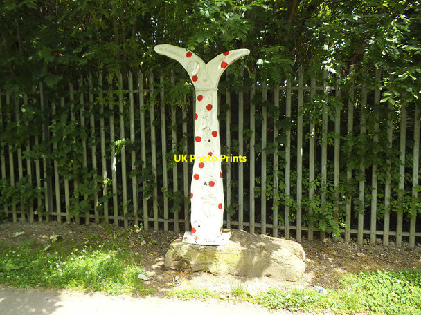 Photo 6"x4" Milepost on the Spen Valley Greenway Liversedge c2017