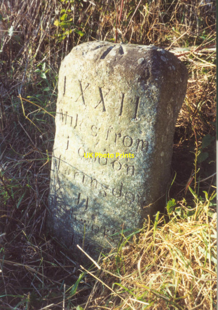 Photo 6"x4" Old Milestone by the B4019, Highworth Road Faringdon c2001