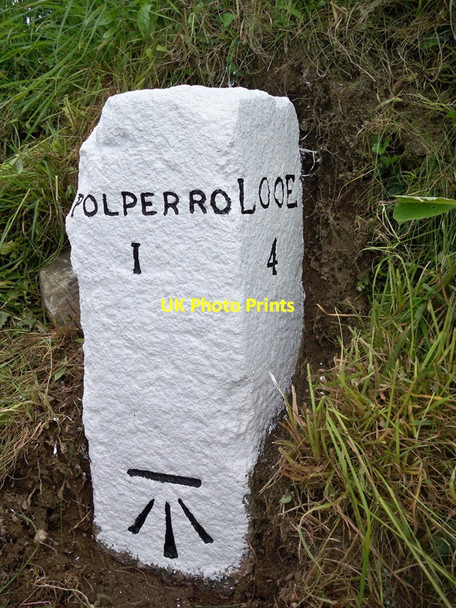 Photo 6"x4" Old Milestone north of Great Kellow Farm Crumplehorn c2002