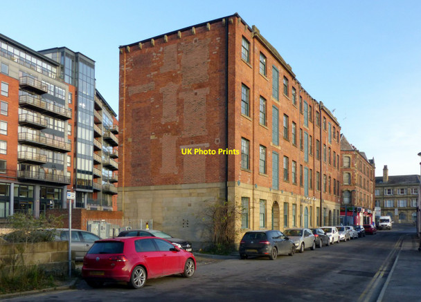 Photo 6"x4" Former riverside warehouse, Water Lane Leeds\/SE3034 c2017