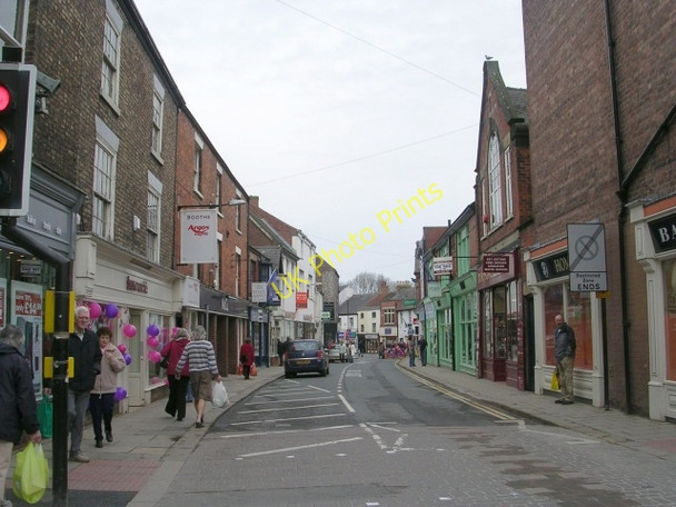 Photo 6"x4" Fishergate - viewed from Market Place Ripon c2009