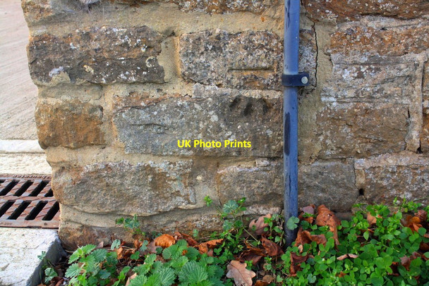 Photo 6"x4" Benchmark on Bloxham School building, Courtington Lane Bloxham c2017