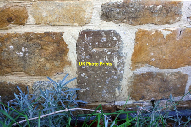 Photo 6"x4" Benchmark on #5 Courtington Lane Bloxham c2017