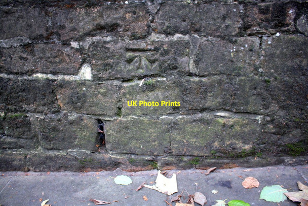 Photo 6"x4" Benchmark on wall outside #9 Waverley Street Nottingham\/SK5641 c2017