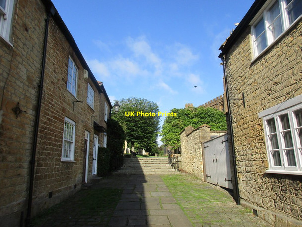 Photo 6"x4" Steps up to the churchyard, Church Street, Crewkerne Crewkerne c2017