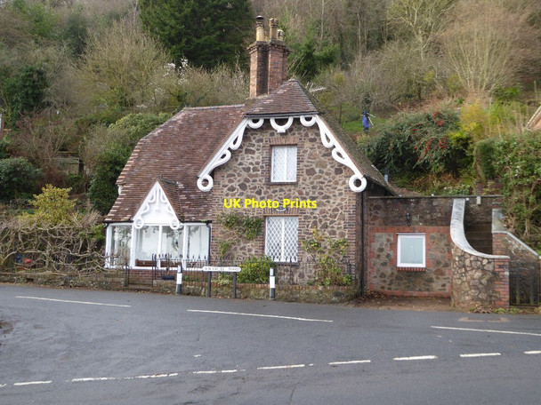 Photo 6"x4" Cottage on Wells Road Malvern Wells c2017