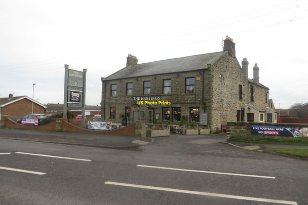 Photo 6"x4" The Hastings Arms pub, Seaton Delaval Seaton Delaval c2016