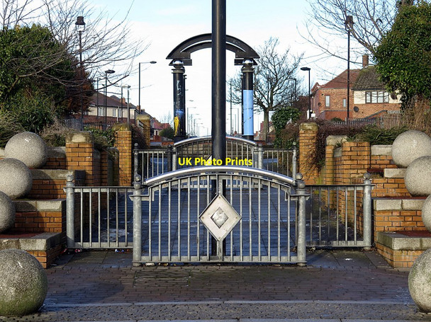 Photo 6"x4" Steps to nameless square north of Waterville Road, Meadow Well Meadow Well c2018