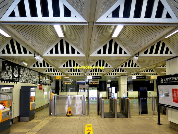 Photo 6"x4" St James Metro Station - concourse Newcastle upon Tyne c2018