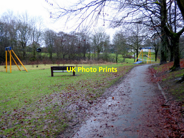 Photo 6"x4" Lennox Park Milngavie c2018