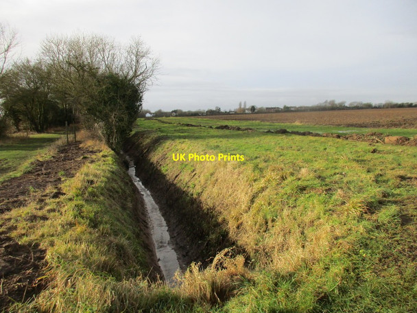 Photo 6"x4" Cleaned drain by a bridleway to Brigsley Waltham\/TA2603 c2018