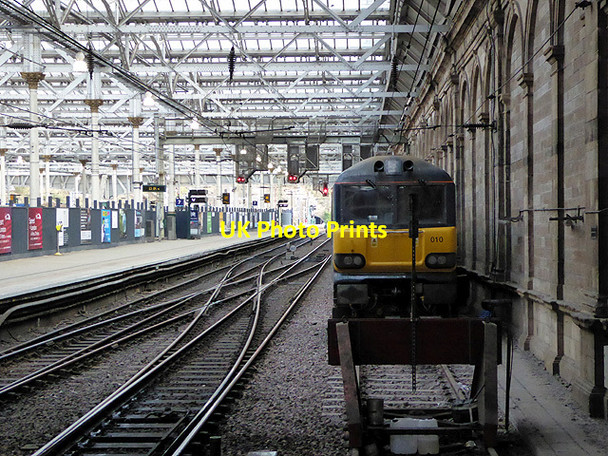 Photo 6"x4" Edinburgh Waverley station Edinburgh c2018