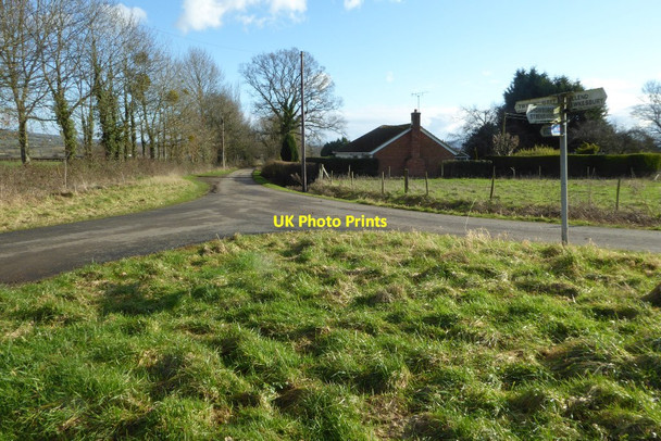 Photo 6"x4" Road junction below Hillend Common Hill End\/SO9037 c2018