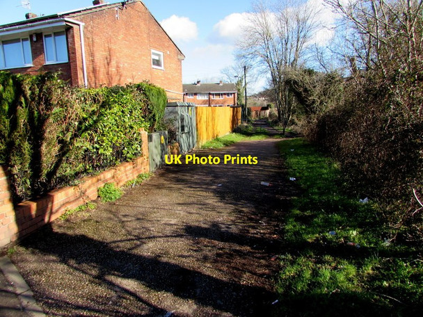 Photo 6"x4" Public footpath on the north bank of Malpas Brook, Bettws, Newport Newport\/Casnewydd c2018 P1