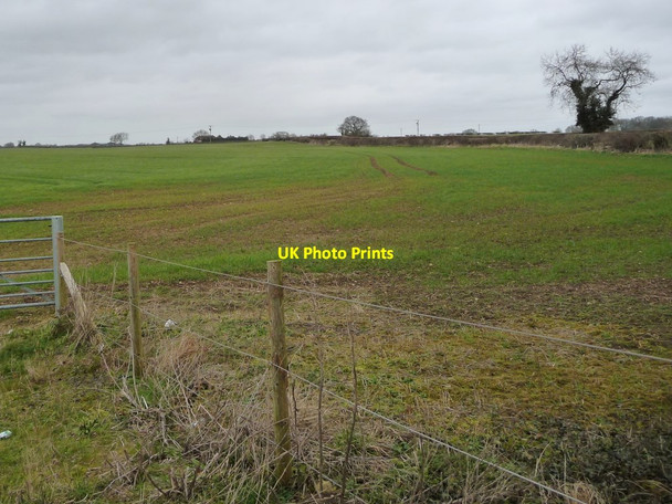 Photo 6"x4" Farmland on the west side of Puxley Road Deanshanger c2018