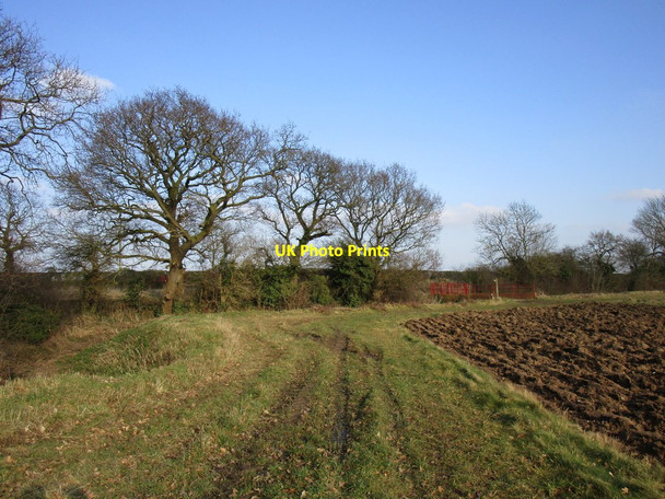 Photo 6"x4" Kelwell Drain and footpath from Swine Swine c2018