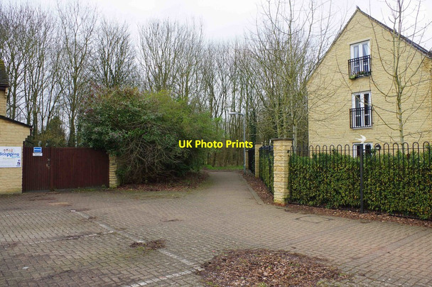 Photo 6"x4" Footpath from Edington Square to Valence Crescent, Witney, Oxon Witney c2018