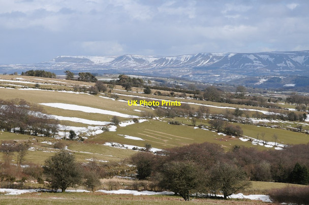 Photo 6"x4" View to the Black Mountains Sarnau\/SO0232 c2018