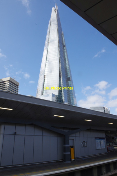 Photo 6"x4" The Shard from London Bridge Station London c2018