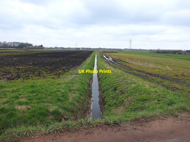 Photo 6"x4" Drainage ditch near Larkfield Nurseries Banks\/SD3920 c2018