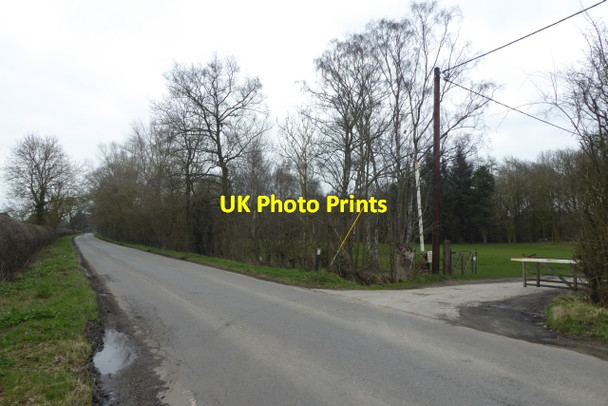 Photo 6"x4" Passing the golf course Strensall c2018