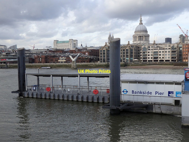 Photo 6"x4" Bankside Pier London c2018