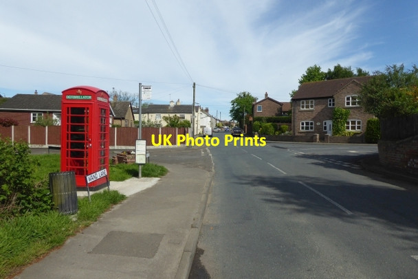Photo 6"x4" Phonebox on Wand Lane Hensall c2018