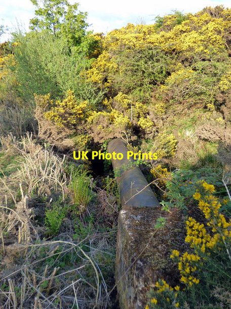 Photo 6"x4" Pipeline crossing Shaws Water Works Greenock\/NS2776 c2018 P1
