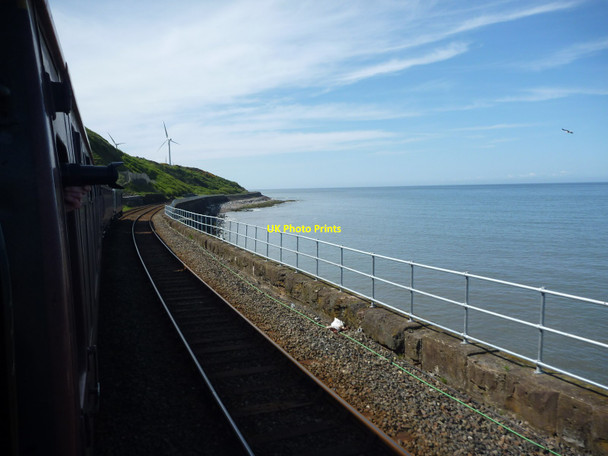 Photo 6"x4" SRPS Cumbrian Coast Railtour 2018 : On The Coast South of Harrington Harrington\/NX9825 c2018