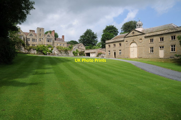 Photo 6"x4" Shipton Hall and Stable Block Shipton\/SO5691 c2018