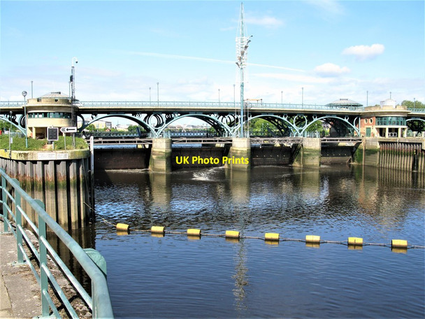 Photo 6"x4" Tees Barrage Portrack c2018