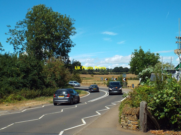 Photo 6"x4" A5199 Northampton Road, near Northampton Chapel Brampton c2018