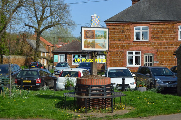 Photo 6"x4" Snettisham Village Sign Snettisham c2018