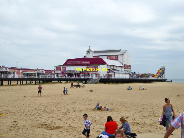 Photo 6"x4" Britannia Pier and Theatre, Great Yarmouth Great Yarmouth c2018