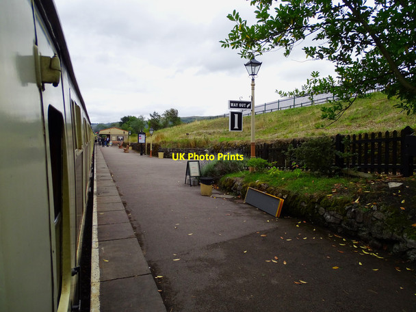 Photo 6"x4" Platform 1, Cheltenham Racecourse railway station Brockhampton\/SO9426 c2018