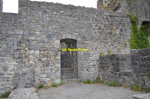 Photo 6"x4" Fethard town walls - prison Fethard\/S2034 c2018