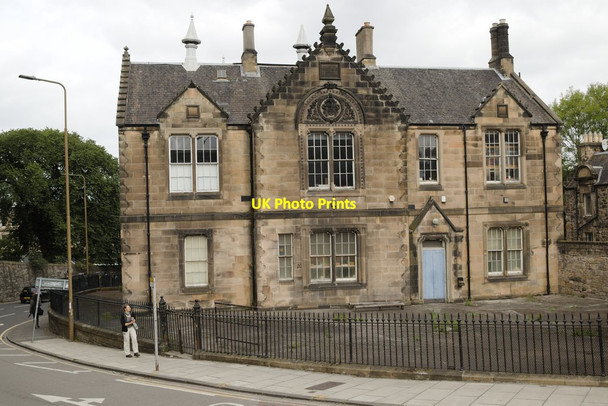 Photo 6"x4" Regent Road School viewed from Carlton Terrace Brae Edinburgh c2018